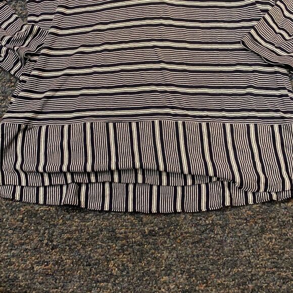 Talbots Black and white Stripped Top sz. M Petite - Picture 3 of 4